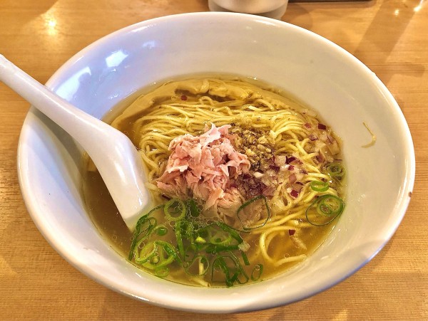 「金目鯛らぁ麺」@らぁ麺 鳳仙花の写真