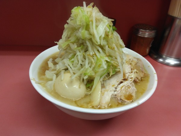 「小ラーメン、味玉」@ラーメン二郎 ひばりヶ丘駅前店の写真