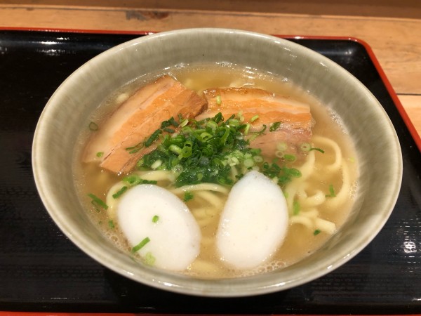 「沖縄そば」@沖縄食堂 やんばる 池袋店の写真