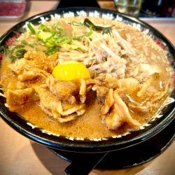 豚肉盛味噌ラーメン(1,045¥)