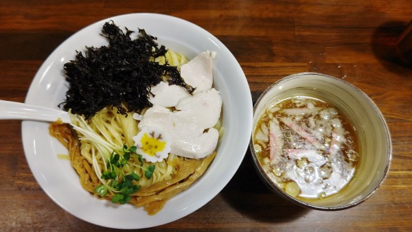 「坂戸つけめん~焼鯛出汁~ ※期間限定」@濃厚つけ麺 茜堂の写真