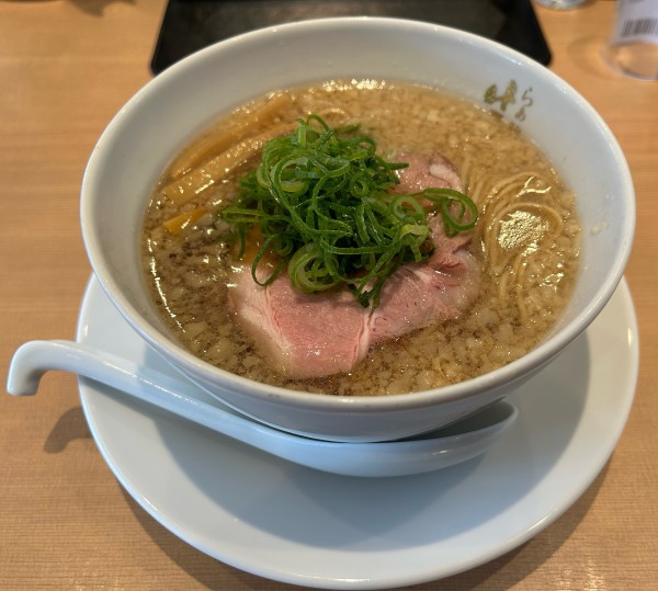 「背脂 醤油らぁ麺 ¥850」@らぁ麺はやし田 武蔵村山店の写真