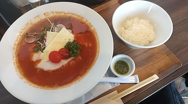 「トマト」@鶏×麦 ららの写真