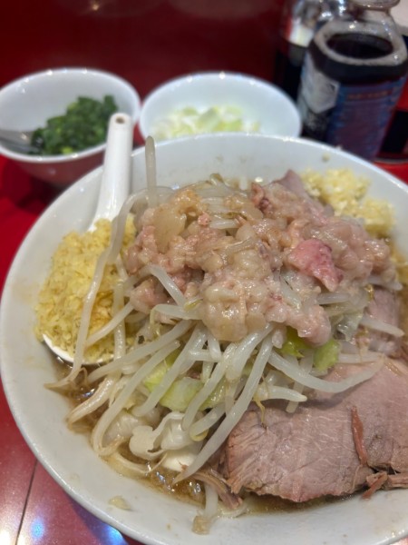 「ラーメン少なめ＋生姜＋青ネギ＋白ネギ」@ラーメン二郎 西台駅前店の写真