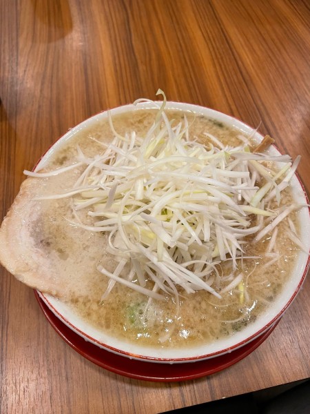 「ネギラーメン」@背脂らーめん 背脂チャチャチャの写真