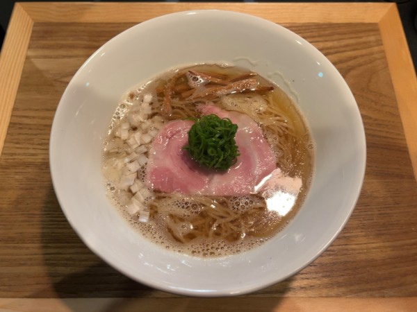「塩らぁ麺」@のど黒らぁ麺 永屋の写真