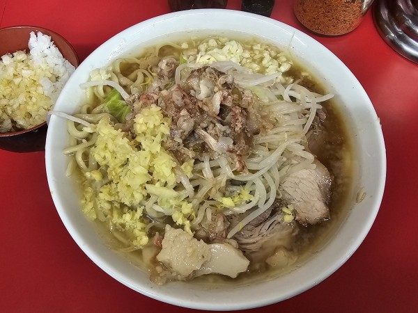 「小ニンニクアブラショウガ＋おろしぽん酢　800＋100円」@ラーメン二郎 大宮公園駅前店の写真