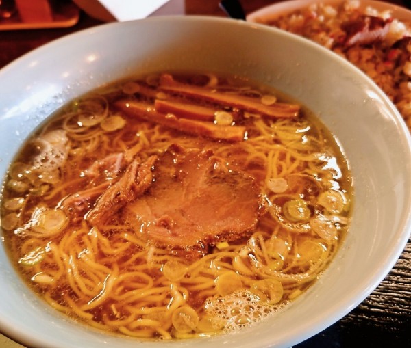 「和風らーめん＋ゴロッとチャーシューの半チャーハン」@和風らーめん 夢館の写真