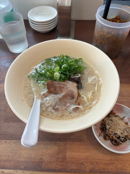 「博多豚骨ラーメン」@幸心堂の写真