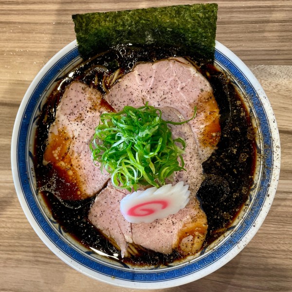 「サッポロ赤星 → ブラックチャーシュー」@くじら食堂 nonowa東小金井店の写真