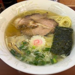 しおらーめん800円