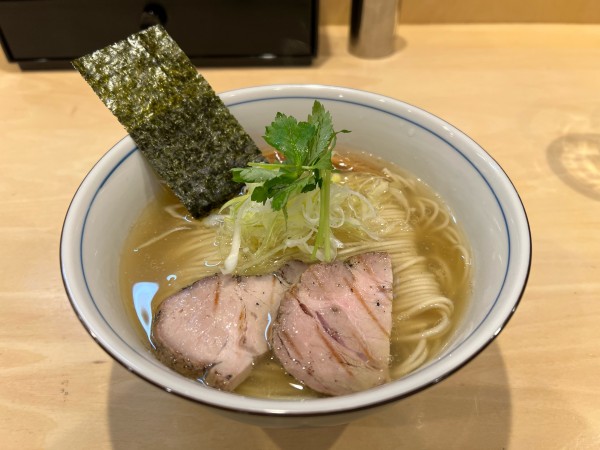 「軍鶏そば 塩」@麺庭 つむぎの写真