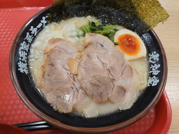「濃厚とんこつ塩ラーメン」@横浜家系ラーメン 光神家の写真