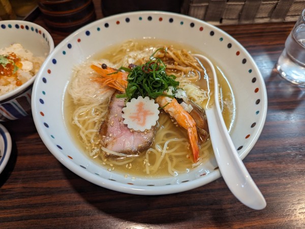 「極鯛出汁白醤油ら〜麺」@らー麺 あけどやの写真