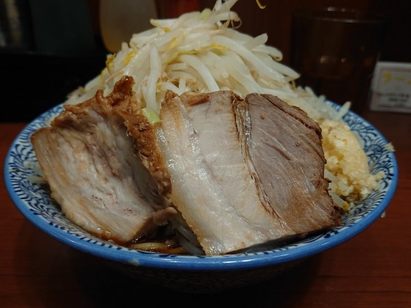 「小ラーメン(ニンニク、ヤサイ)」@松木田田の写真