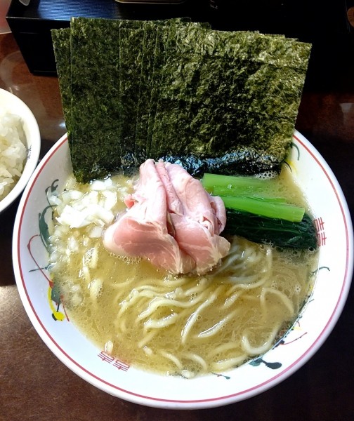 「豚骨醤油ラーメン並 850円 海苔増し」@こいけのいえけいの写真