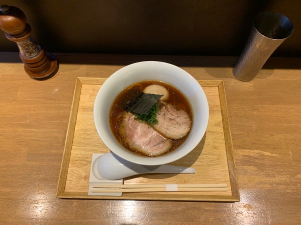 「らぁ麺　醤油」@らぁ麺や 嶋の写真