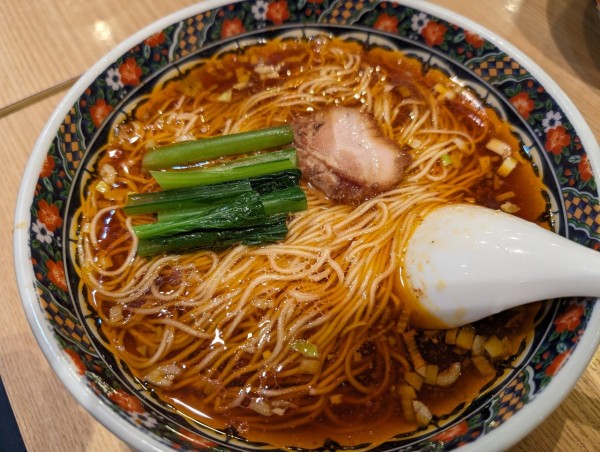 「酸辣麺900円【大辛】」@寿限無担々麺 上野店の写真