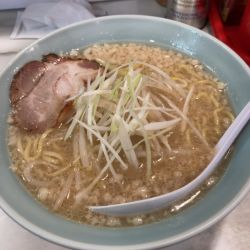 こってり中華そば（正油）　750円