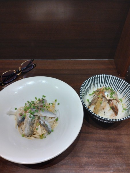 「いわしそば　500円」@寿製麺 よしかわ 西台駅前店の写真