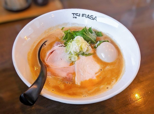 「辛白湯」@ラーメン翼の写真