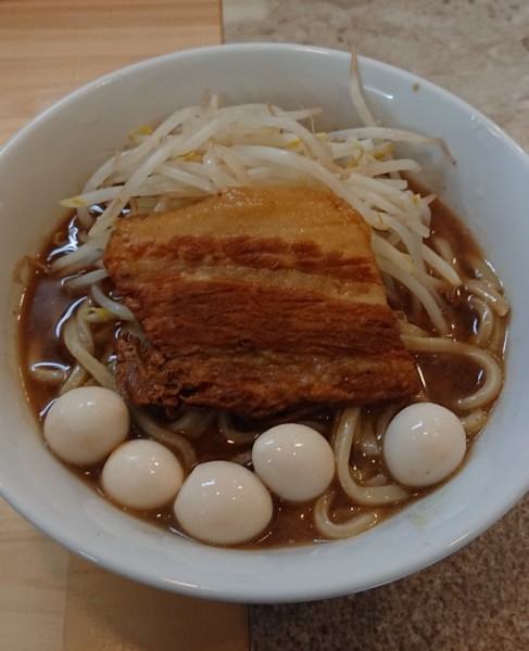 「お年賀ラーメン(醤油)  + うずらTP」@ラーメン ジライヤ3の写真