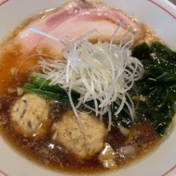 濃厚背脂煮干し醤油ラーメン