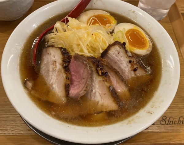 「特製煮干らーめん」@麺や 七彩 八丁堀店の写真