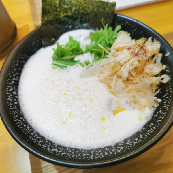 「カプチーノ仕立てのふわふわ鶏そば」@さるたひこの写真