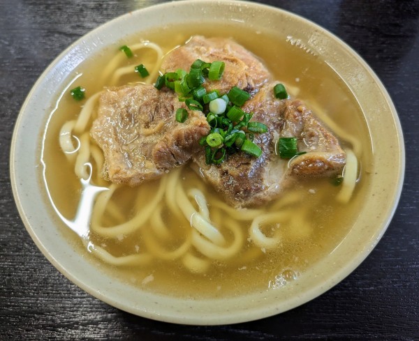 「ソーキそば(小)」@我部祖河食堂 本店の写真