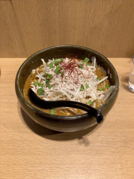 「みそカレーラーメン1100円」@らーめんダイニング ど・みそ 京橋本店の写真