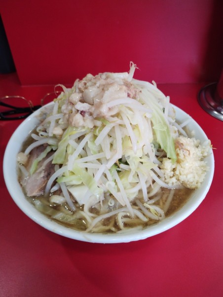 「小豚入り　950円」@ラーメン二郎 生田駅前店の写真