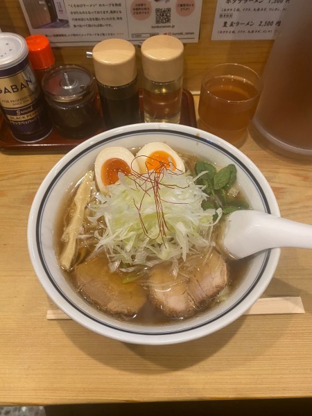 「くろおびラーメン(醤油) + ねぎ」@利尻昆布ラーメン くろおびの写真