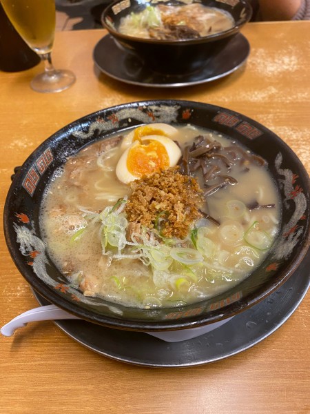 「半熟煮卵ラーメン」@鹿児島ラーメン 豚とろ 天文館本店の写真
