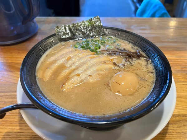 「博多焼豚麺」@二代目 白神の写真