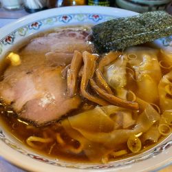 わんたん麺 しょうゆ