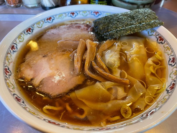 「わんたん麺　しょうゆ」@春木屋 郡山分店の写真