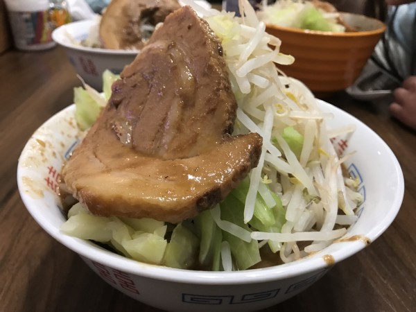 「濃厚雷そば　￥950」@雷 松戸駅東口店の写真