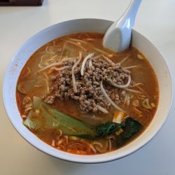 坦々メン大盛　800円