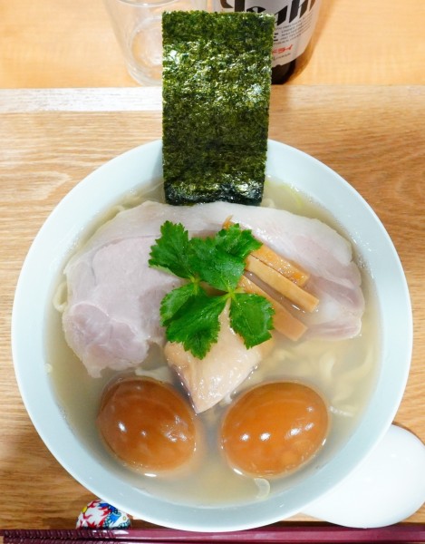 「三位一体（白醤油、蜆・蛤・浅利）＋味玉＋瓶ビール」@らーめん亭 ひなり竜王の写真