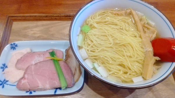 「塩らーめん」@麺や 柚葉の写真