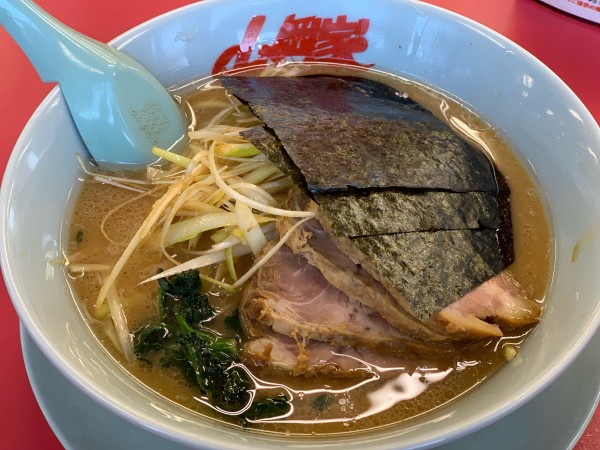 「ネギチャーシュー麺（醤油）」@山岡家 越谷レイクタウン店の写真