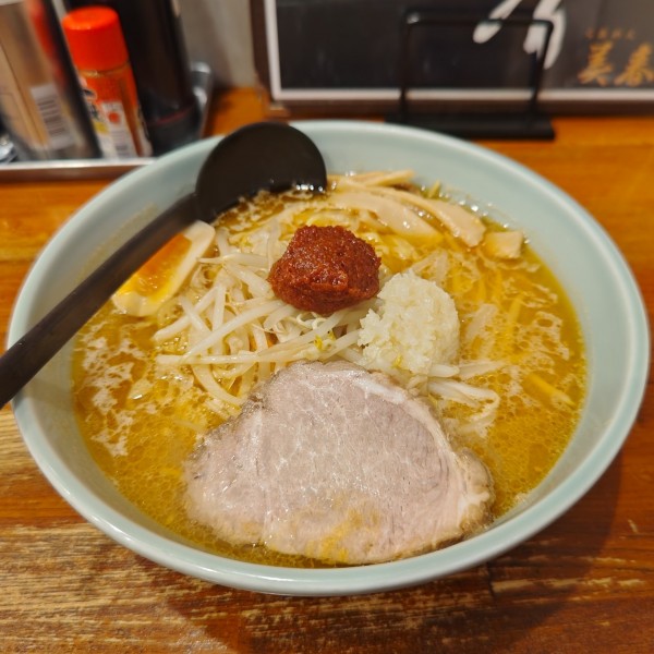 「辛味噌らーめん（大盛）」@らあめん美春の写真