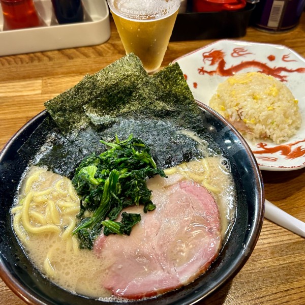 「豚骨醤油らあめん＋日替わりごはん＋キリン一番搾り生小」@豚骨らあめん専門店 とんこつ家ZUNの写真