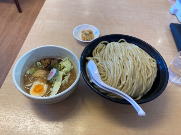 「うらぶた男盛り+大盛り+ニンニク1230円」@中華そば・特製もりそば 満帆 伊勢崎店の写真