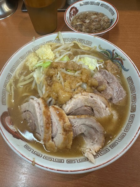 「小ラーメン」@ラーメン豚山 大塚店の写真