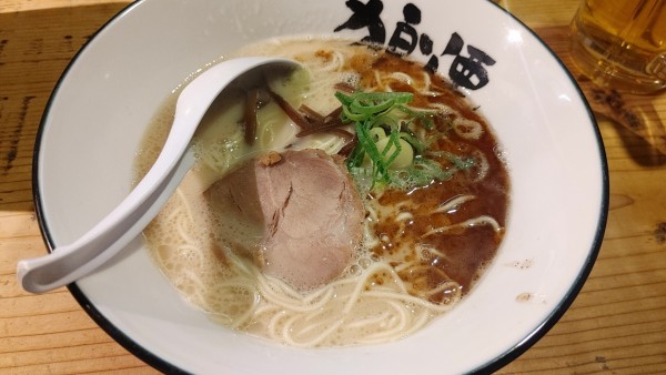 「香油らーめん」@狼煙 松本駅前店の写真