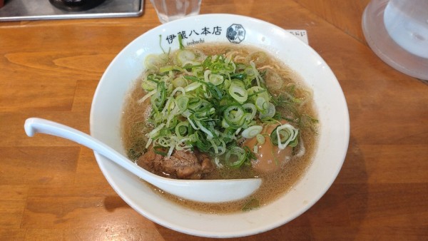 「特製豚のにごりそば」@中華そば つけそば 伊蔵八 本店の写真