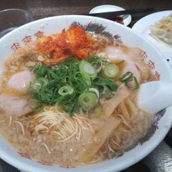 ラーメン（キムチトッピング）