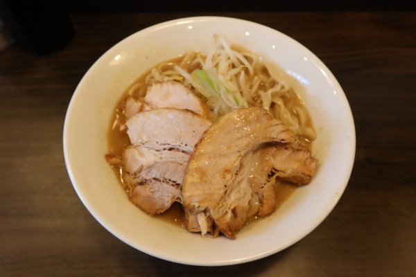 「ラーメンミニ¥850+豚増しダブル¥380」@ラーメン つづきの写真